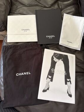 Authentic 5-Piece Chanel Fine Jewelry Packaging Set - Box, Dust Pouches & Guide